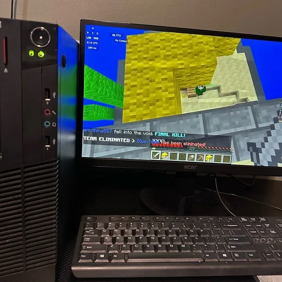 Desktop Computer - Picture 2 of 5